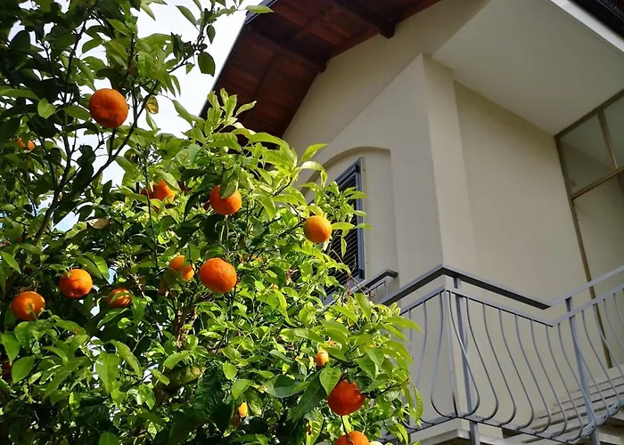 Lejlighed Casa Arche Indipendente Con Giardino *