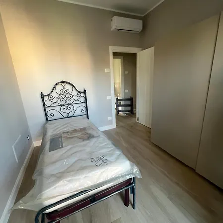 Casa Arche Indipendente Con Giardino * Loano