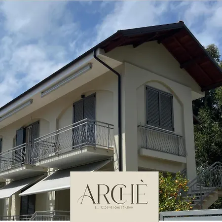 Casa Arche Indipendente Con Giardino * Loano