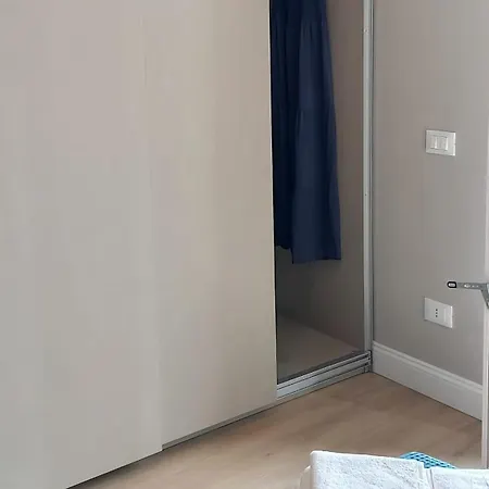 Casa Arche Indipendente Con Giardino דירה לואנו